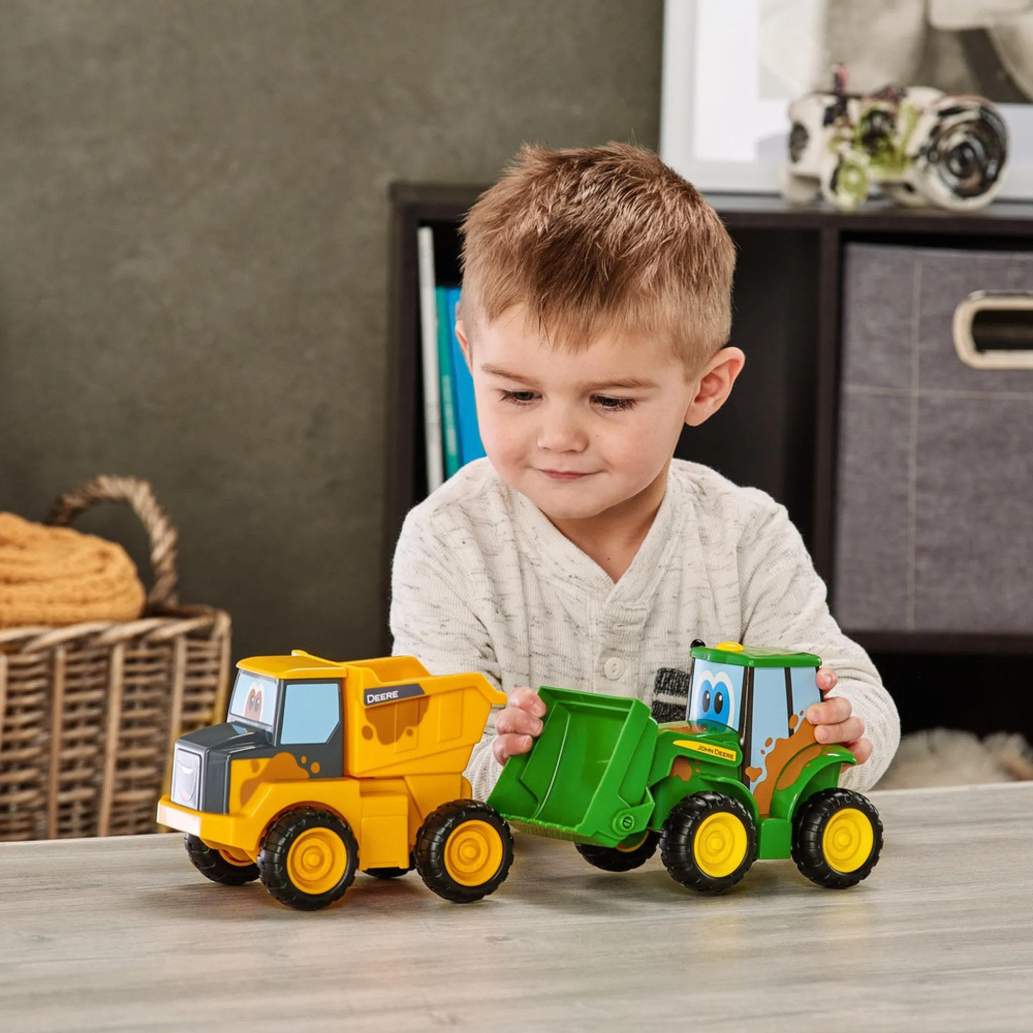 John Deere Farmin' Friends Mud Assortment